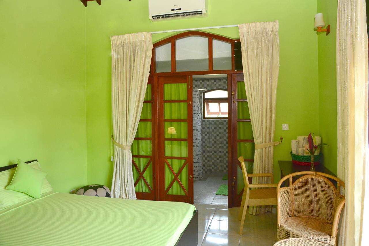 Robi Garden Villa Negombo Exterior foto
